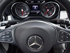https://autoroyal.es/media/com_expautospro/images/big/turismos_todo_terrenos_y_furgonetas_mercedes_cla_200_6151eada7e89c.JPG