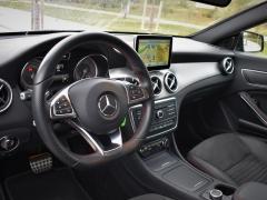 https://autoroyal.es/media/com_expautospro/images/big/turismos_todo_terrenos_y_furgonetas_mercedes_cla_618169df32a86.JPG