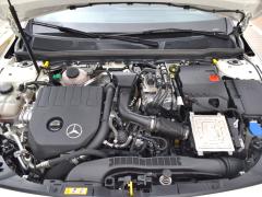 https://autoroyal.es/media/com_expautospro/images/big/turismos_todo_terrenos_y_furgonetas_mercedes_cla_6a3c19b8c6c0d.JPG