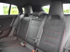https://autoroyal.es/media/com_expautospro/images/big/turismos_todo_terrenos_y_furgonetas_mercedes_cla_6a3c19bb35641.JPG