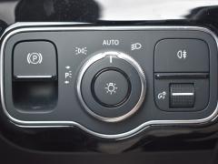 https://autoroyal.es/media/com_expautospro/images/big/turismos_todo_terrenos_y_furgonetas_mercedes_cla_6a3c19bd07335.JPG