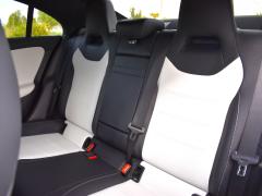https://autoroyal.es/media/com_expautospro/images/big/turismos_todo_terrenos_y_furgonetas_mercedes_cla_6a9afb6d9be3f.JPG