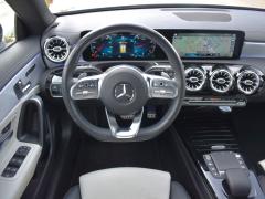 https://autoroyal.es/media/com_expautospro/images/big/turismos_todo_terrenos_y_furgonetas_mercedes_cla_6a9afb718cdf7.JPG