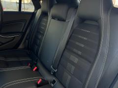 https://autoroyal.es/media/com_expautospro/images/big/turismos_todo_terrenos_y_furgonetas_mercedes_cla_shooting_brake_652144ecdfadb.jpg