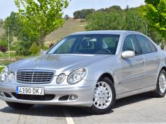 https://autoroyal.es/media/com_expautospro/images/big/turismos_todo_terrenos_y_furgonetas_mercedes_e_220_69f094e51191f.JPG