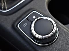 https://autoroyal.es/media/com_expautospro/images/big/turismos_todo_terrenos_y_furgonetas_mercedes_gla_200_6364f0311bca3.JPG