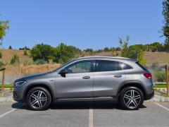 https://autoroyal.es/media/com_expautospro/images/big/turismos_todo_terrenos_y_furgonetas_mercedes_gla_66ae095c6855f.JPG