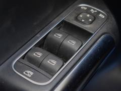 https://autoroyal.es/media/com_expautospro/images/big/turismos_todo_terrenos_y_furgonetas_mercedes_gla_69dfca9d4b350.JPG