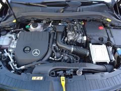 https://autoroyal.es/media/com_expautospro/images/big/turismos_todo_terrenos_y_furgonetas_mercedes_gla_69f085abbcb1e.JPG