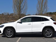 https://autoroyal.es/media/com_expautospro/images/big/turismos_todo_terrenos_y_furgonetas_mercedes_gla_6a1ef76712b51.JPG