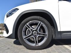 https://autoroyal.es/media/com_expautospro/images/big/turismos_todo_terrenos_y_furgonetas_mercedes_gla_6a1ef77316341.JPG