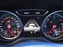 https://autoroyal.es/media/com_expautospro/images/big/turismos_todo_terrenos_y_furgonetas_mercedes_gla_6a4d21fa25149.JPG