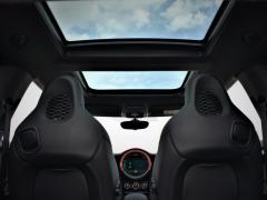 https://autoroyal.es/media/com_expautospro/images/big/turismos_todo_terrenos_y_furgonetas_mini_jcw_635f9f1f87674.JPG