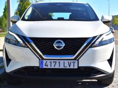 https://autoroyal.es/media/com_expautospro/images/big/turismos_todo_terrenos_y_furgonetas_nissan_qashqai_69dd0b42786b9.JPG