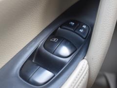 https://autoroyal.es/media/com_expautospro/images/big/turismos_todo_terrenos_y_furgonetas_nissan_x_trail_62d047cd003bc.JPG