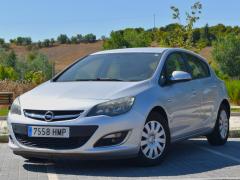 https://autoroyal.es/media/com_expautospro/images/big/turismos_todo_terrenos_y_furgonetas_opel_astra_688a508aad787.JPG