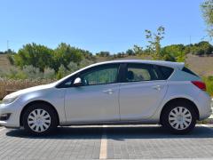 https://autoroyal.es/media/com_expautospro/images/big/turismos_todo_terrenos_y_furgonetas_opel_astra_688a508b1aa4c.JPG