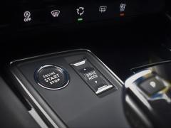 https://autoroyal.es/media/com_expautospro/images/big/turismos_todo_terrenos_y_furgonetas_peugeot_6189520db42df.JPG