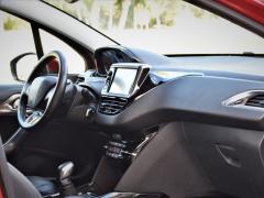 https://autoroyal.es/media/com_expautospro/images/big/turismos_todo_terrenos_y_furgonetas_peugeot_62fe5b641d2bb.JPG