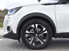 https://autoroyal.es/media/com_expautospro/images/big/turismos_todo_terrenos_y_furgonetas_peugeot_6415b4774452e.JPG