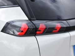 https://autoroyal.es/media/com_expautospro/images/big/turismos_todo_terrenos_y_furgonetas_peugeot_6415b479097ce.JPG