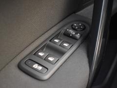 https://autoroyal.es/media/com_expautospro/images/big/turismos_todo_terrenos_y_furgonetas_peugeot_6744a262b511d.JPG