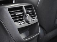 https://autoroyal.es/media/com_expautospro/images/big/turismos_todo_terrenos_y_furgonetas_peugeot_6744a26600e6c.JPG