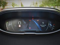 https://autoroyal.es/media/com_expautospro/images/big/turismos_todo_terrenos_y_furgonetas_peugeot_lm_645a26c10072a.JPG
