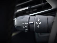 https://autoroyal.es/media/com_expautospro/images/big/turismos_todo_terrenos_y_furgonetas_peugeot_lm_645a26c41e98e.JPG