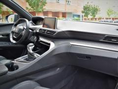 https://autoroyal.es/media/com_expautospro/images/big/turismos_todo_terrenos_y_furgonetas_peugeot_lm_645a26cfa3d56.JPG