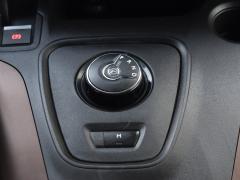 https://autoroyal.es/media/com_expautospro/images/big/turismos_todo_terrenos_y_furgonetas_peugeot_nuevo_rifter_6964e0999c689.JPG