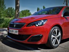 https://autoroyal.es/media/com_expautospro/images/big/turismos_todo_terrenos_y_furgonetas_peugeot_y_609167ae30129.JPG