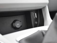 https://autoroyal.es/media/com_expautospro/images/big/turismos_todo_terrenos_y_furgonetas_peugeot_y_62b0979325477.JPG