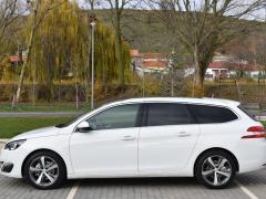https://autoroyal.es/media/com_expautospro/images/big/turismos_todo_terrenos_y_furgonetas_peugeot_y_639a01dd740e8.JPG