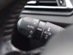 https://autoroyal.es/media/com_expautospro/images/big/turismos_todo_terrenos_y_furgonetas_peugeot_y_639a01e56d481.JPG