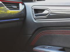 https://autoroyal.es/media/com_expautospro/images/big/turismos_todo_terrenos_y_furgonetas_renault_arkana_6aabbb7a5ba4e.JPG
