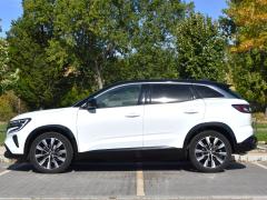 https://autoroyal.es/media/com_expautospro/images/big/turismos_todo_terrenos_y_furgonetas_renault_austral_6ab6a59034bb5.JPG