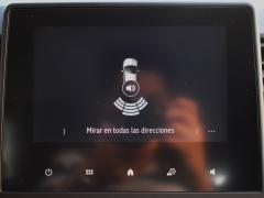 https://autoroyal.es/media/com_expautospro/images/big/turismos_todo_terrenos_y_furgonetas_renault_captur_6a7c99df3769b.JPG