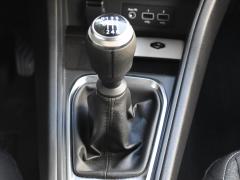 https://autoroyal.es/media/com_expautospro/images/big/turismos_todo_terrenos_y_furgonetas_renault_captur_6a7c99e31c594.JPG