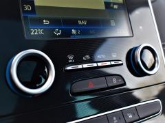 https://autoroyal.es/media/com_expautospro/images/big/turismos_todo_terrenos_y_furgonetas_renault_grand_scenic_622f922dd95bb.JPG