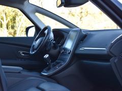 https://autoroyal.es/media/com_expautospro/images/big/turismos_todo_terrenos_y_furgonetas_renault_grand_scenic_6384933351249.JPG