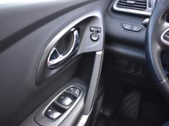 https://autoroyal.es/media/com_expautospro/images/big/turismos_todo_terrenos_y_furgonetas_renault_kadjar_628f5cebc77a3.JPG