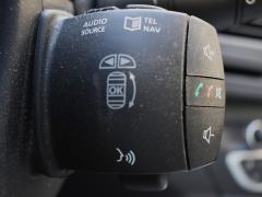 https://autoroyal.es/media/com_expautospro/images/big/turismos_todo_terrenos_y_furgonetas_renault_laguna_6a1ea60a5d3e5.JPG