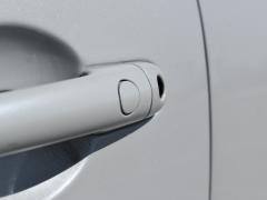 https://autoroyal.es/media/com_expautospro/images/big/turismos_todo_terrenos_y_furgonetas_renault_laguna_6a1ea60ad96c5.JPG