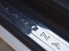 https://autoroyal.es/media/com_expautospro/images/big/turismos_todo_terrenos_y_furgonetas_renault_laguna_6a1ea615130b1.JPG