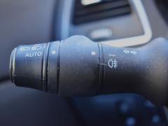 https://autoroyal.es/media/com_expautospro/images/big/turismos_todo_terrenos_y_furgonetas_renault_laguna_6a1ea615432c8.JPG