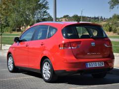 https://autoroyal.es/media/com_expautospro/images/big/turismos_todo_terrenos_y_furgonetas_seat_altea_xl_631337cb99905.JPG