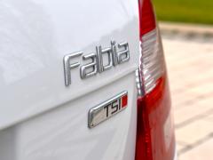 https://autoroyal.es/media/com_expautospro/images/big/turismos_todo_terrenos_y_furgonetas_skoda_fabia_6745f47d9a42a.JPG
