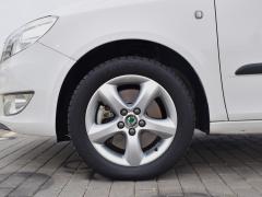 https://autoroyal.es/media/com_expautospro/images/big/turismos_todo_terrenos_y_furgonetas_skoda_fabia_6745f47ee7d88.JPG