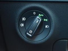 https://autoroyal.es/media/com_expautospro/images/big/turismos_todo_terrenos_y_furgonetas_skoda_karoq_6388c7503d0d2.JPG